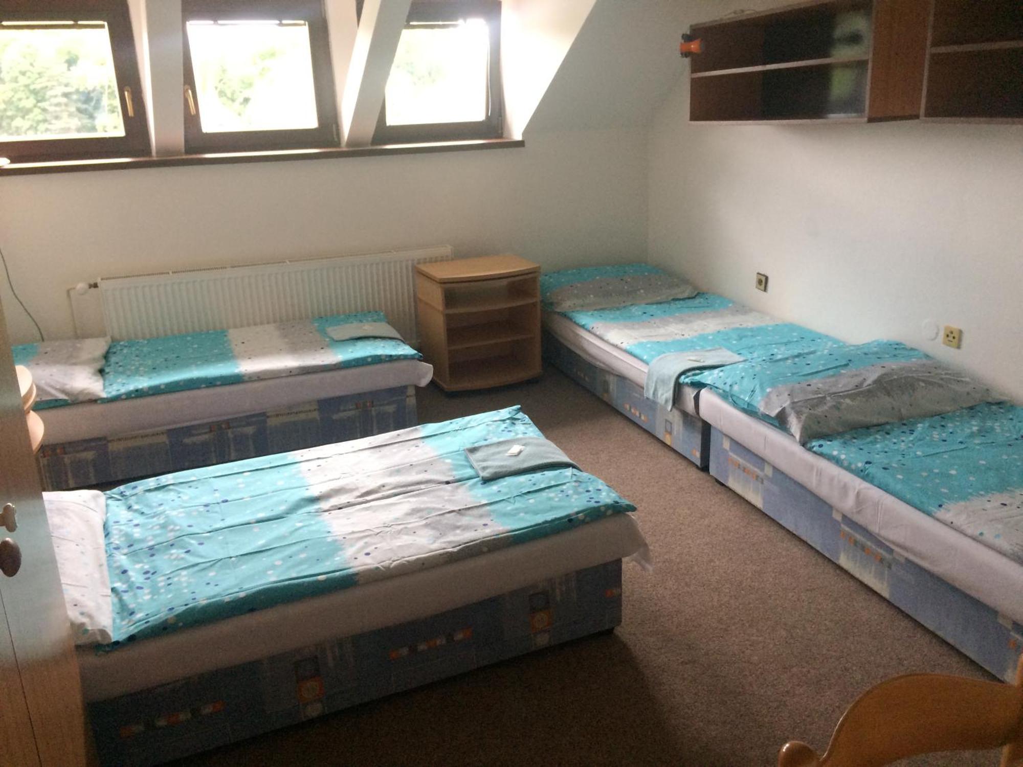 Hotel Pod Skalou Písek Екстериор снимка
